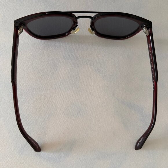 Quay Coolin Red Frame Brow Bar Sunglasses